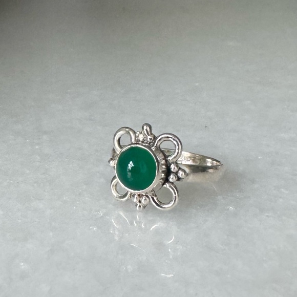 NWOT Sundance Clover Ring Green Onyx Sterling Silver